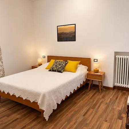 Casa Giulia Elegante A Appartamento Siena