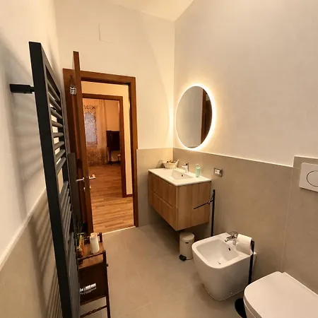Casa Giulia Elegante A Appartamento *