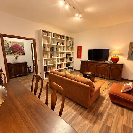 Casa Giulia Elegante A Appartamento *